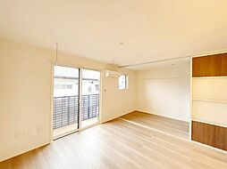 ラルーチェV 1階1LDKのリビング/ダイニング