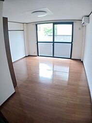 イーストマニ 1階1Kのリビング/ダイニング