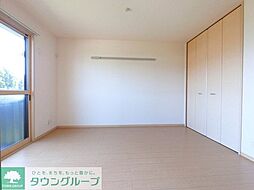 東武桐生線 阿左美駅 徒歩15分の賃貸アパート 2階2LDKのリビング/ダイニング