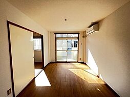 エルディム横山 102 1階2DKのリビング/ダイニング