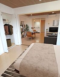 Ｓ−ＦＯＲＴ泉中央 302 3階1LDKのリビング/ダイニング