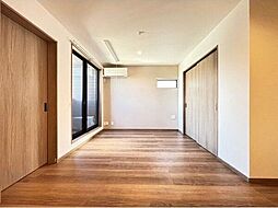 REGALEST Y、s 202 2階2LDKのリビング/ダイニング