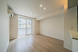 Ｃａｍｅｌｏｔ　Ｅａｓｔ 301 3階1LDKのリビング/ダイニング