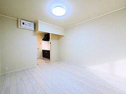 萩野町新築アパート(名称:エクラ萩野町) 202 2階1LDKのリビング/ダイニング