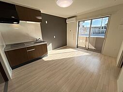 ジュルズールー 103 1階1LDKのリビング/ダイニング