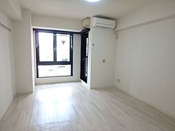 イーストン榴岡 302 3階1Kのリビング/ダイニング