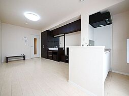 レオネクスト雷神II 205 2階ワンルームのリビング/ダイニング