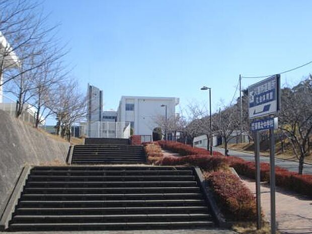 篠栗町立篠栗北中学校(1240m)