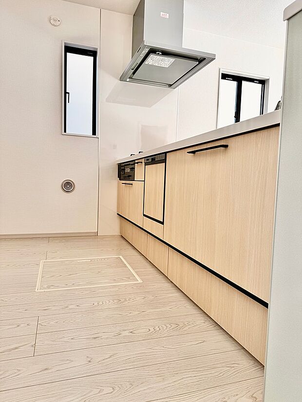 対面キッチンカウンター☆食事の盛り付けや配膳がしやすいカウンター☆