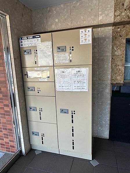 宅配ボックス
