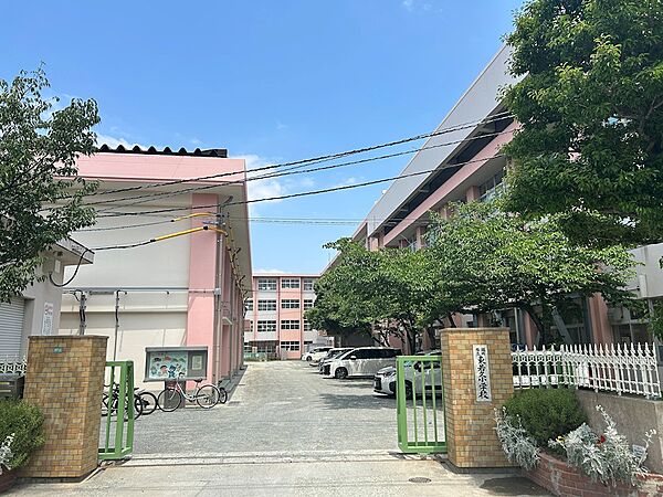 福岡市立東若久小学校（1200m）