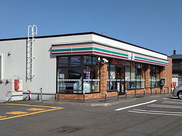 【周辺環境/コンビニ】セブンイレブン岩見沢志文店様562ｍ（徒歩8分）