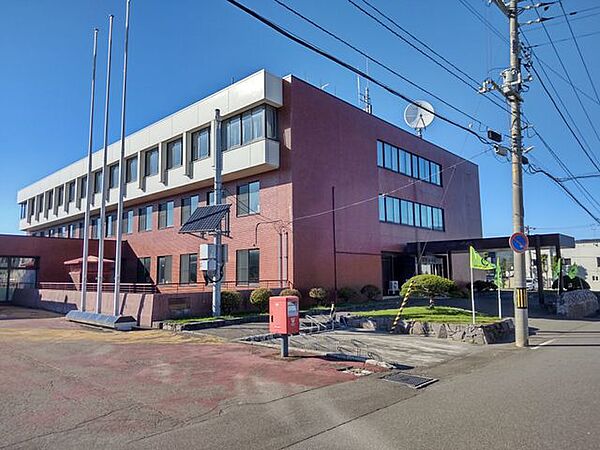 徒歩15分。赤平市役所 1160m