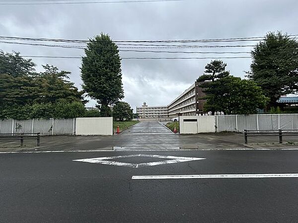徒歩14分。大河原町立大河原小学校 1120m
