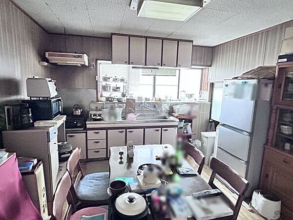 【ダイニングキッチン】