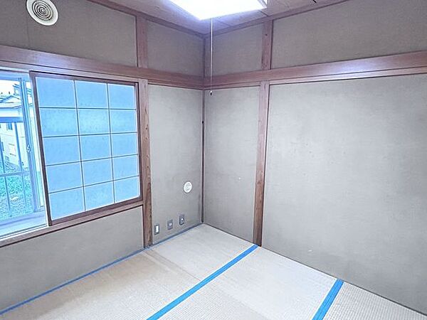 【2階和室】約4.5帖。