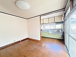 多賀城市下馬2丁目　戸建て 6LDKのリビング/ダイニング