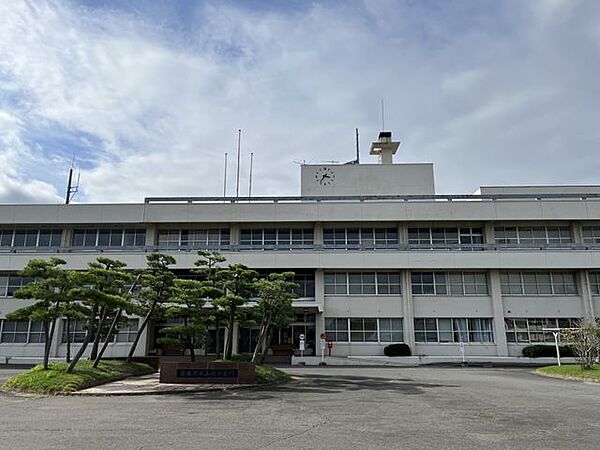 登米市役所米山総合支所 【周辺環境/役所】米山総合支所 まで2200ｍ（車4分）
