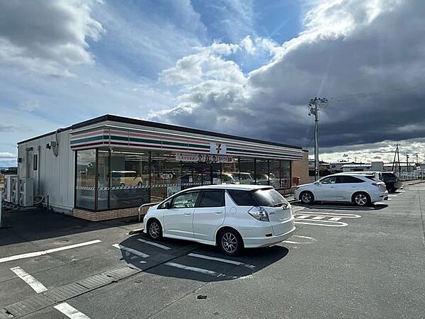 【周辺環境/コンビニ】セブンイレブン米山中津山店様まで550ｍ（徒歩7分）