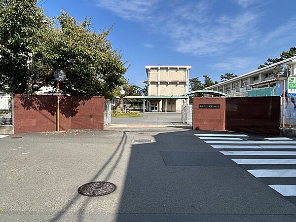 静岡市立清水第五中学校 徒歩18分。 1390m