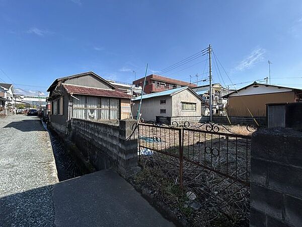 【庭】