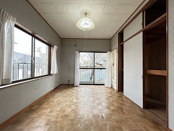 洋室を拡大表示