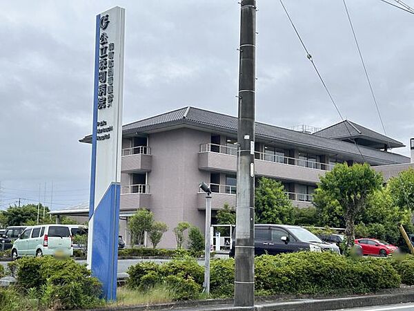 公立森町病院 徒歩19分。 1460m