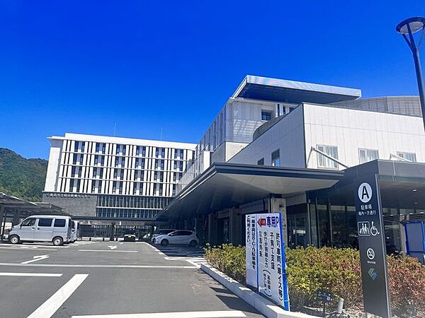 徒歩35分。島田市立総合医療センター 2730m