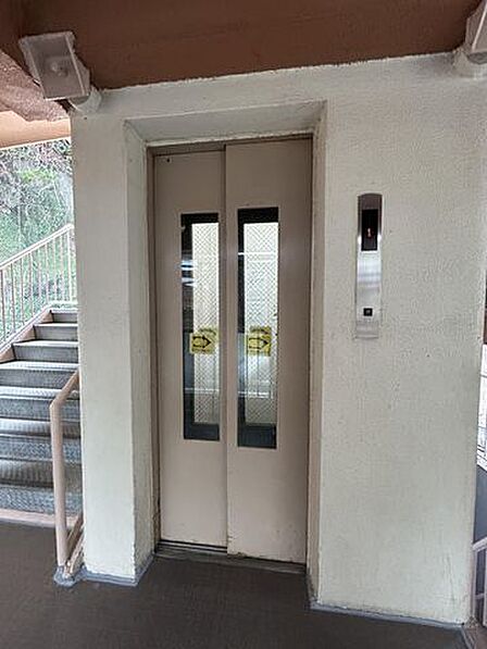 【エレベーター】