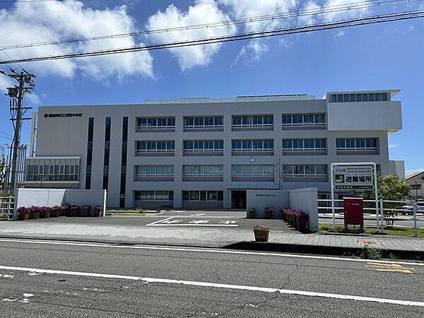 徒歩86分。御前崎市立浜岡中学校 6850m