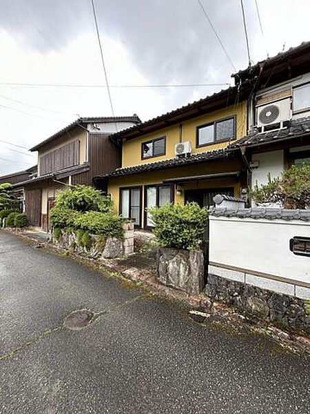 【前面道路】北西側公道の幅員は、3.6ｍ。