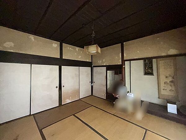 【内観】