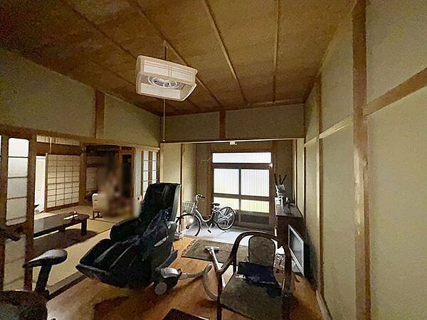 【玄関ホール】