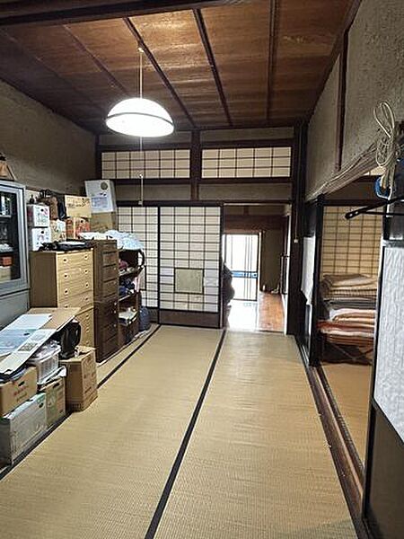 セブン-イレブン 松江宍道東来待店 【和室7】約6帖 2500m