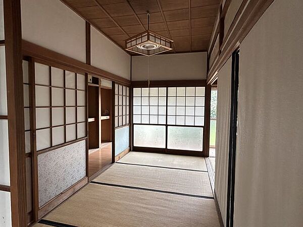 【1階4帖和室2】