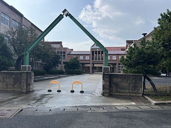 【周辺環境/小学校】出雲市立長浜小学校まで2800ｍ（車6分）