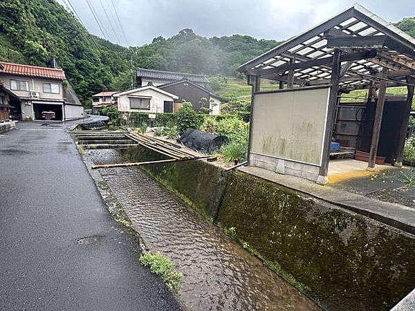 【前面道路】
