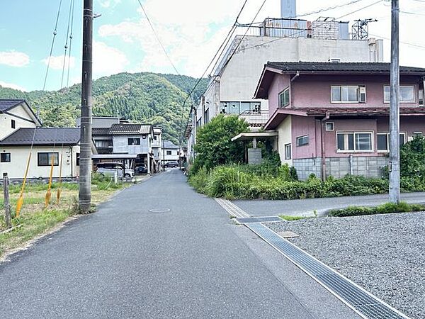 【前面道路】