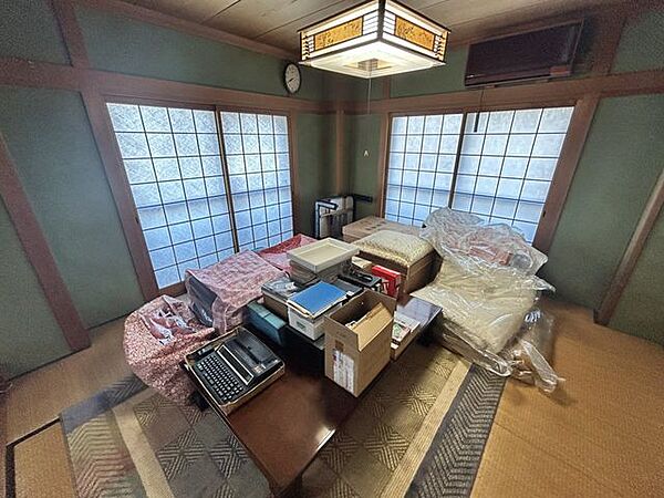 【和室2】8帖。寝室や家族のくつろぎスペースとしてもおすすめです。