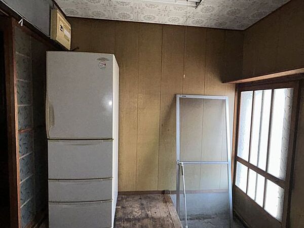 新居浜市立北 【玄関】 1300m