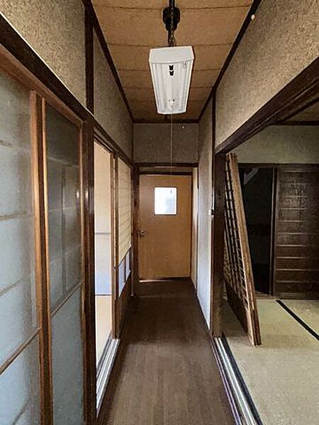 【廊下】
