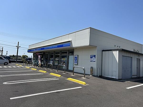 ローソン高松屋島西町店 徒歩2分。 150m