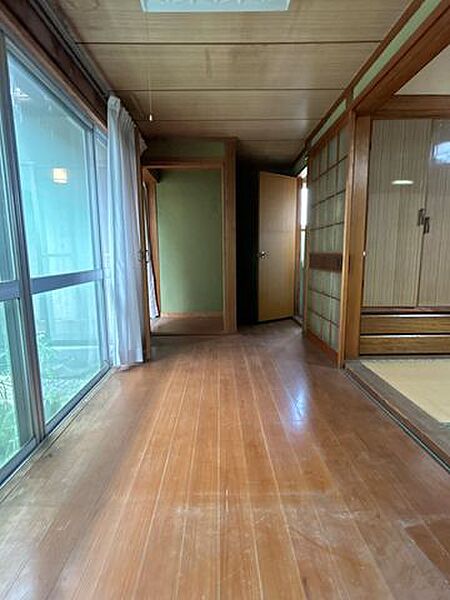 【廊下】