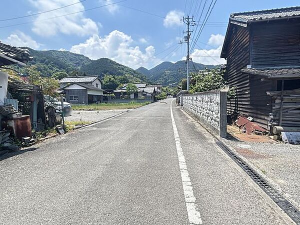 【前面道路】