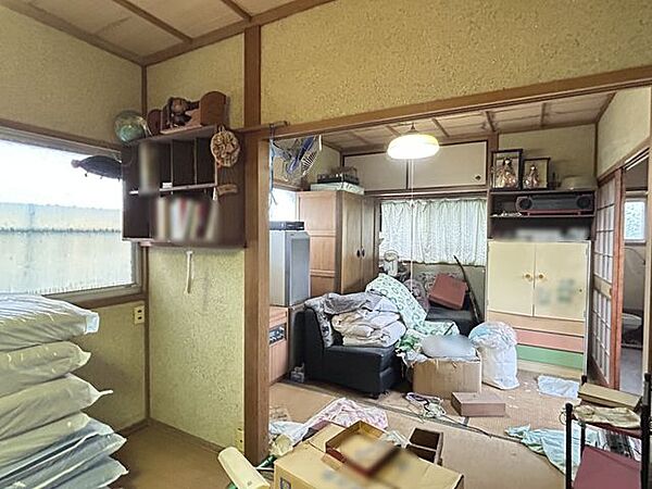 【和室】続き間としても活用しやすく、暮らし方に合わせて使い分けできる空間です。