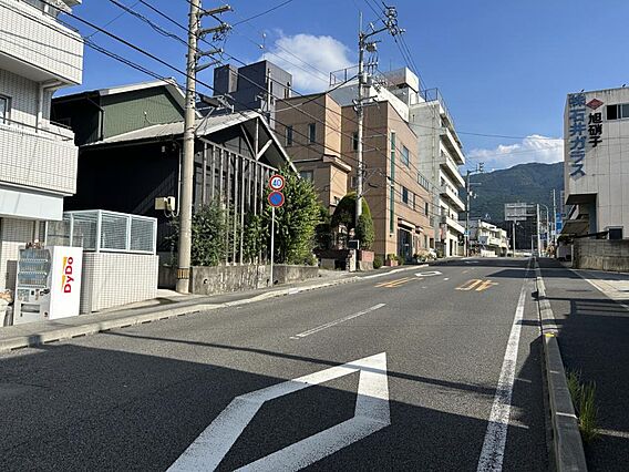 【前面道路】