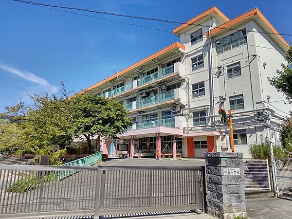 北九州市立吉田小学校 徒歩16分。 1220m