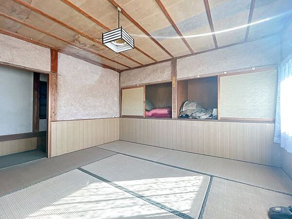 【2F和室3】約8帖。