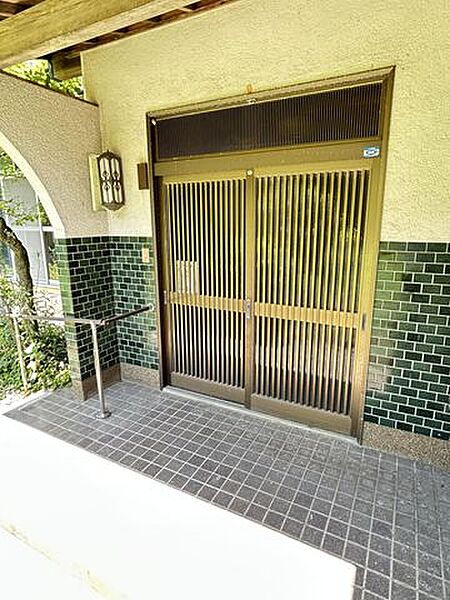【玄関】