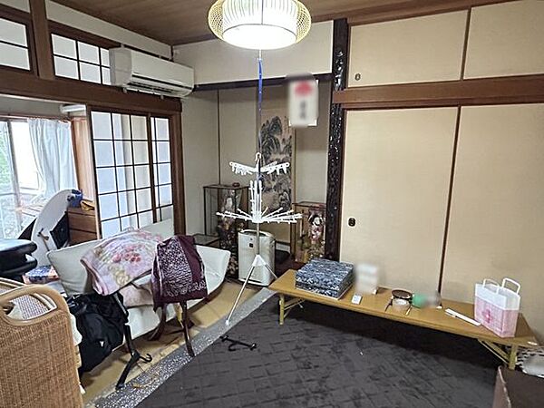 【1階和室】約6帖。